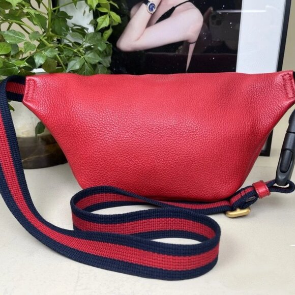 Authentic Gucci Logo Belt Bag & Fanny Pack Red Small NWT and Dustbag - Picture 4 of 5